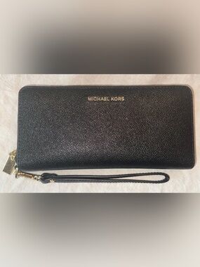 Michael Kors Black Saffiano Leather Zip Around Wristlet Wallet
